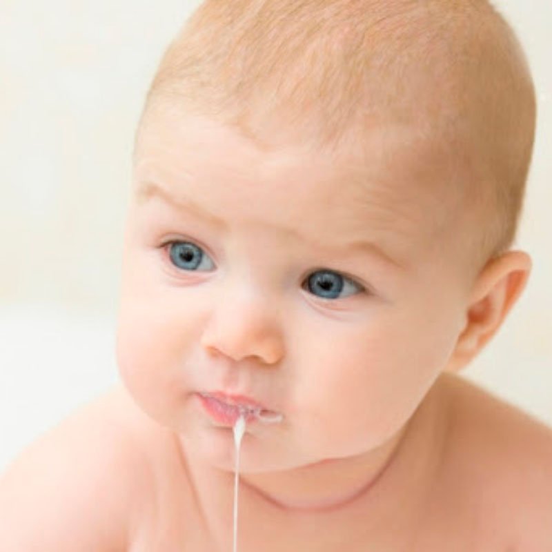 Saiba mais sobre refluxo e regurgitação em bebês e como tratá-los